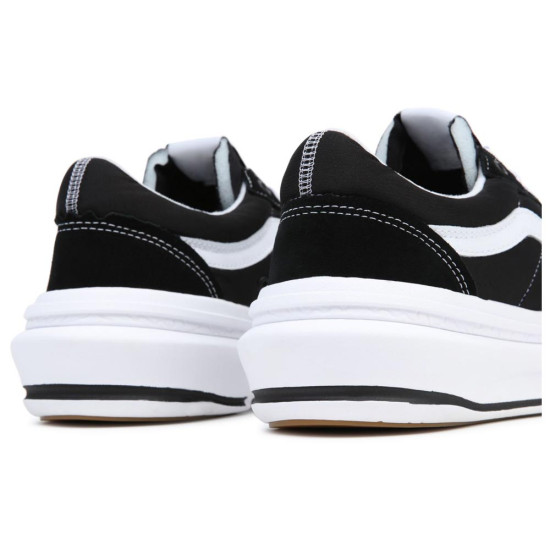 Vans UA Old Skool Overt CC